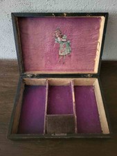 hübsches altes Nähkästchen